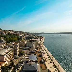 Novotel Bosphorus Istanboel