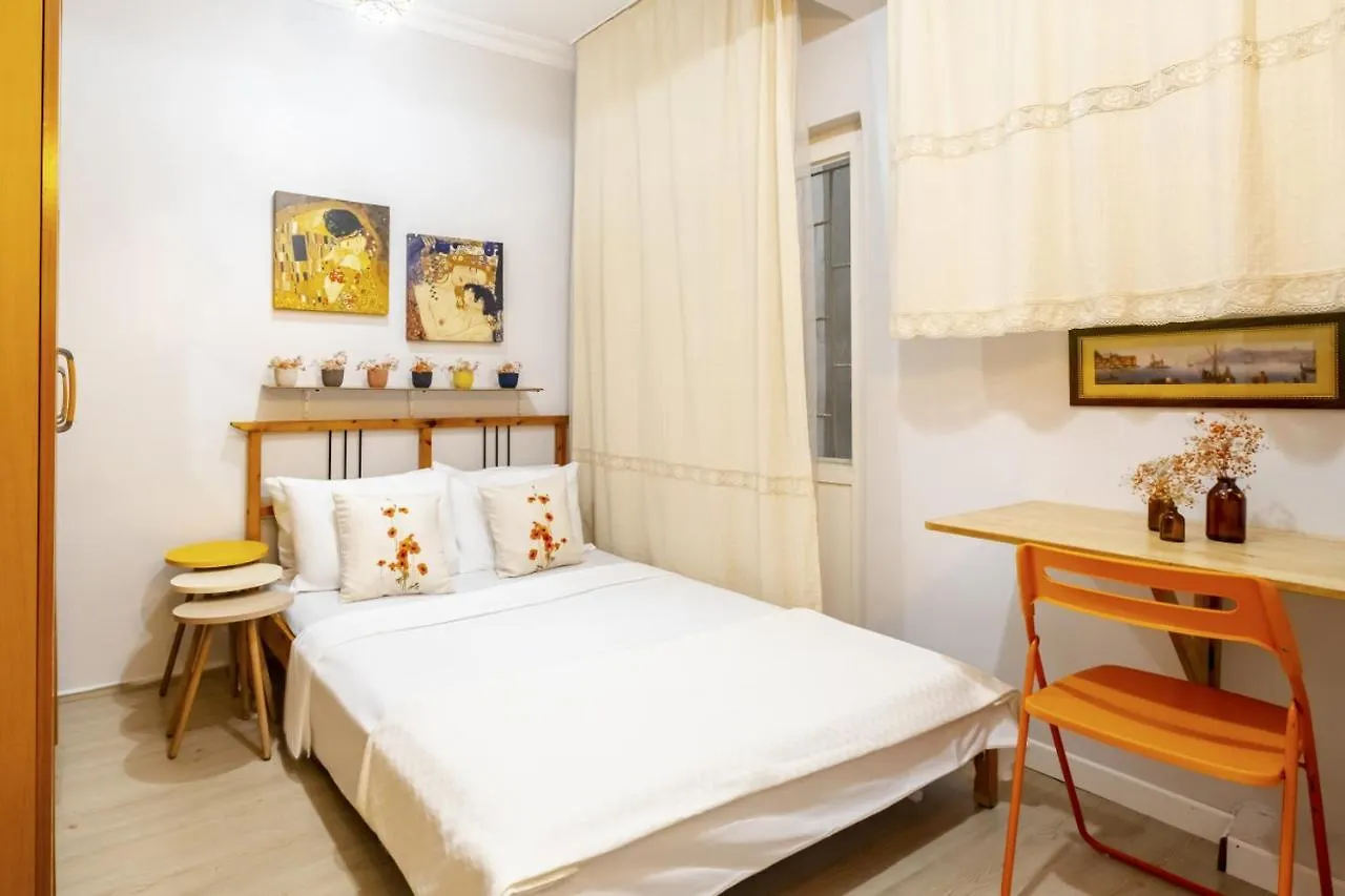 Lovel Apartment Istanbul