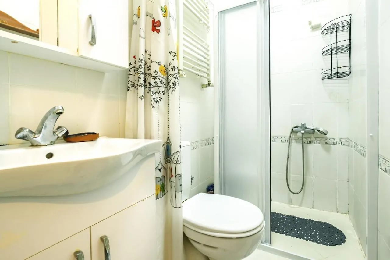 Lovel Apartment Istanbul